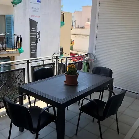Cinc Apartment